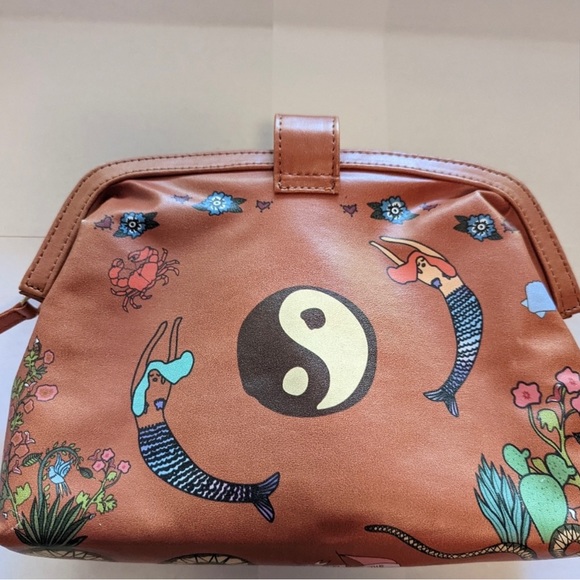 ISO Brother Vellies × Sephora Doodle Bag - Picture 4 of 4